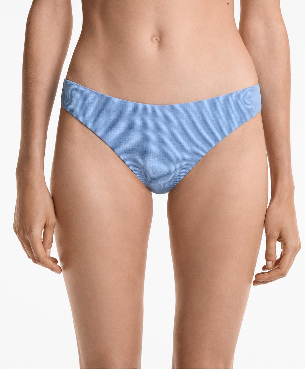 Пикантные классические трусы-бикини Oysho, цвет Pale Lavender Blue
Пикантные классические трусы-бикини Oysho, цвет Pale Lavender Blue