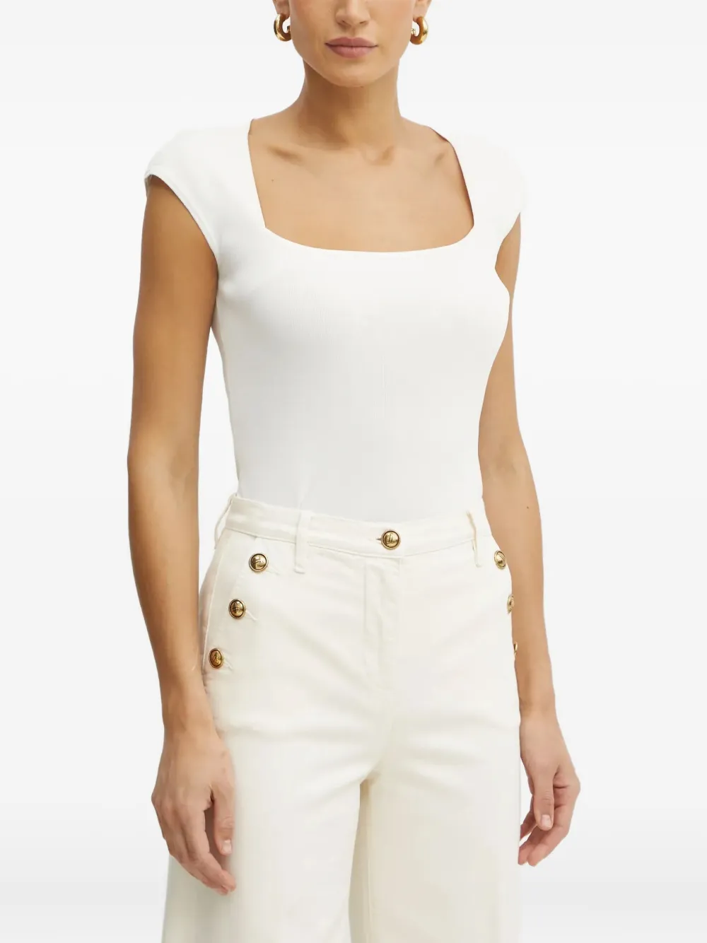 Топ в рубчик с квадратным вырезом LUISA SPAGNOLI, белый
Топ в рубчик с квадратным вырезом LUISA SPAGNOLI, белый