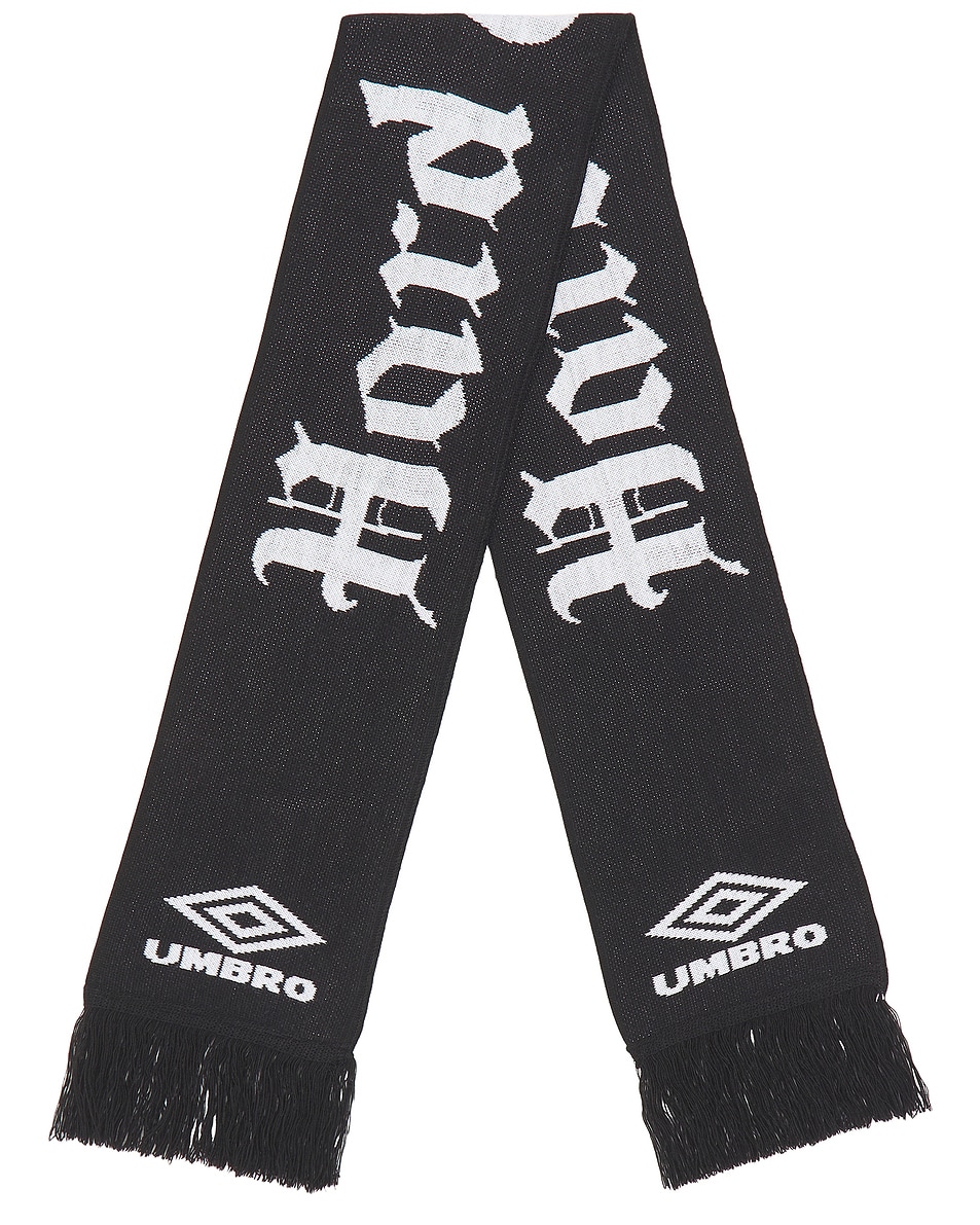 Шарф в клетку жаккард Umbro, Black 
Шарф в клетку жаккард Umbro, Black