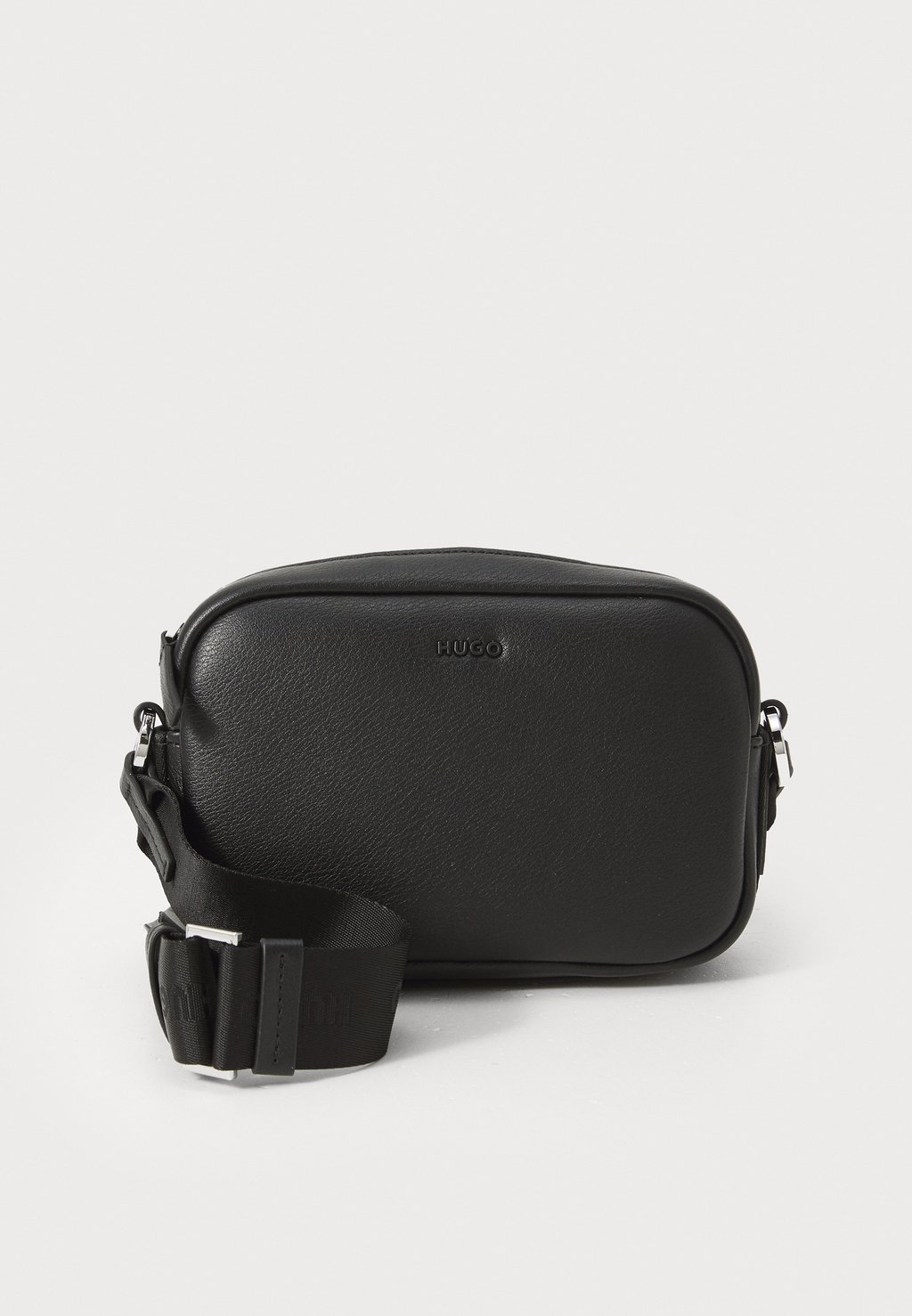 Сумка через плечо BEL 2.0 CROSSBODY - Across body bag HUGO, черный
Сумка через плечо BEL 2.0 CROSSBODY - Across body bag HUGO, черный