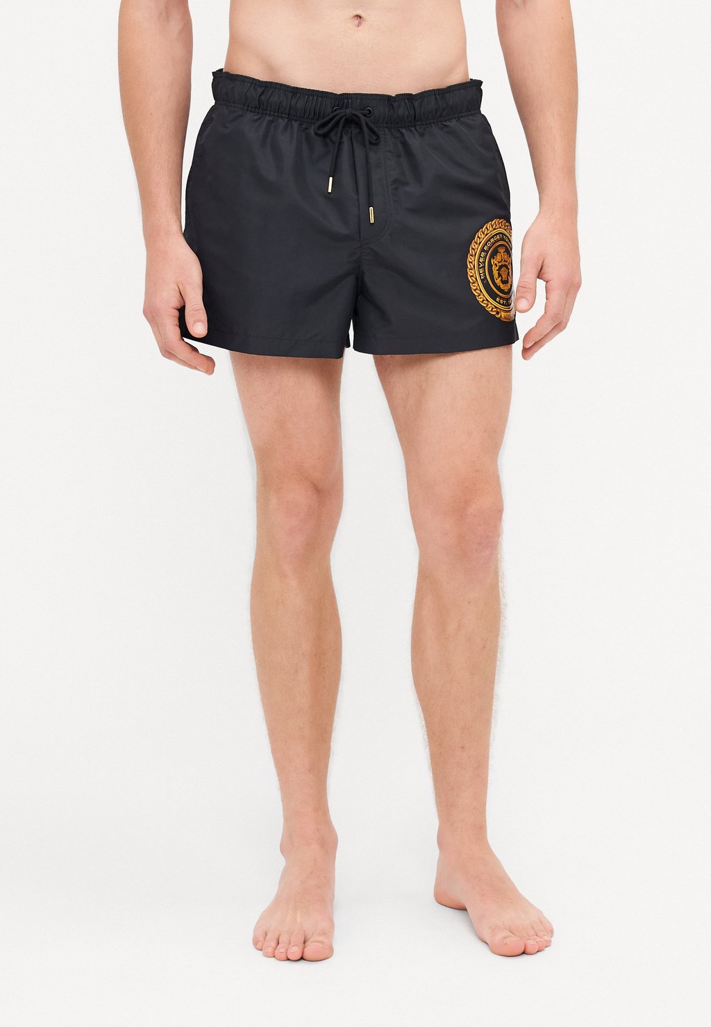 Шорты для плавания SWIM GOLFO CHAIN CREST PRINT Versace, черный
Шорты для плавания SWIM GOLFO CHAIN CREST PRINT Versace, черный