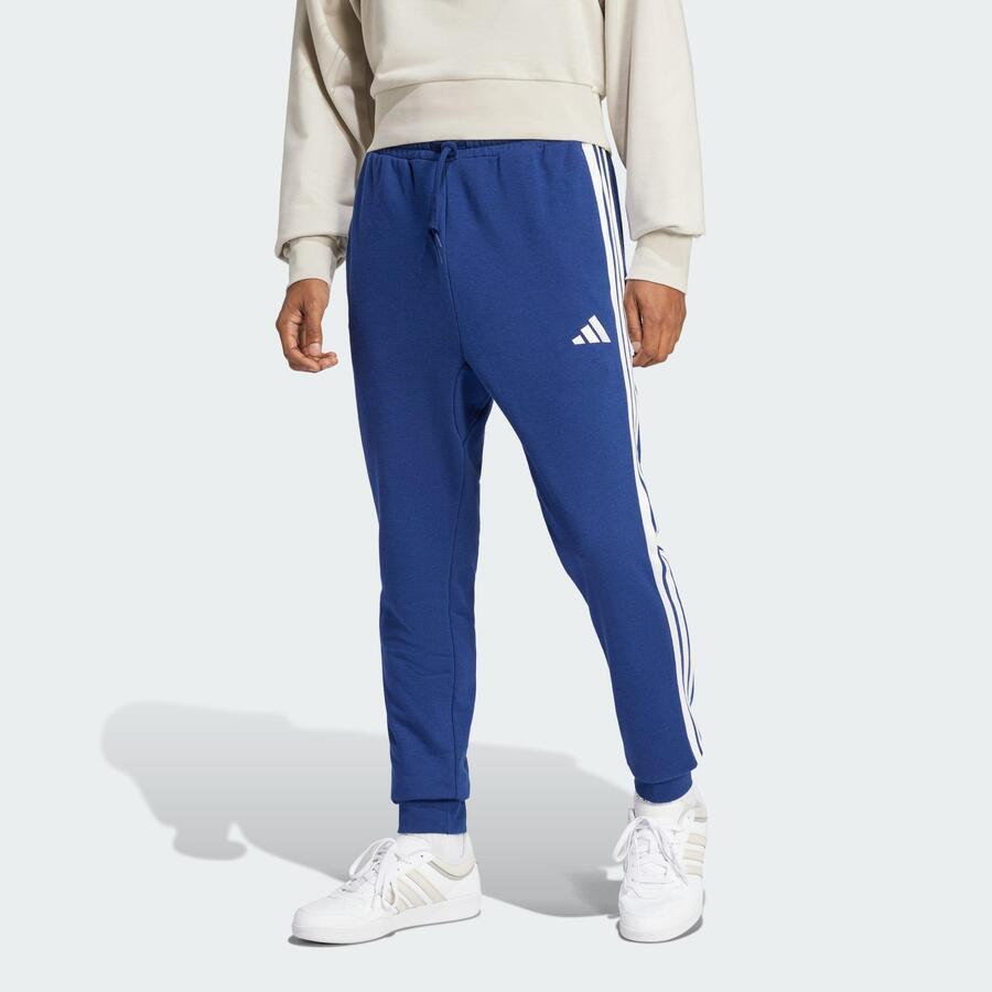ADIDAS Брюки из французского трикотажа Essentials с тремя полосками
ADIDAS Брюки из французского трикотажа Essentials с тремя полосками