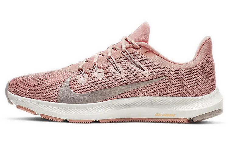 Женские беговые кроссовки Nike Quest 2 
Женские беговые кроссовки Nike Quest 2