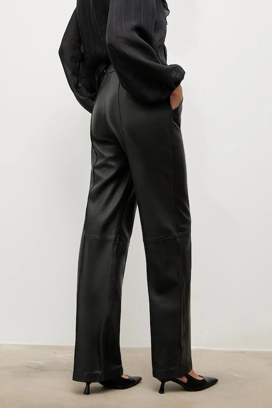 Кожаные брюки Answear.LAB, черный
Кожаные брюки Answear.LAB, черный