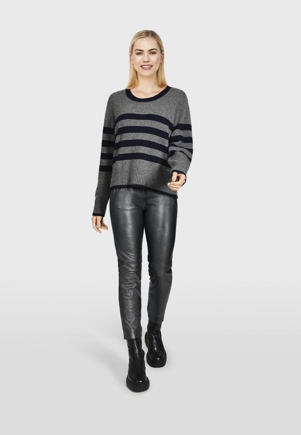 Кожаные брюки GIFT METAL Oakwood, черный
Кожаные брюки GIFT METAL Oakwood, черный