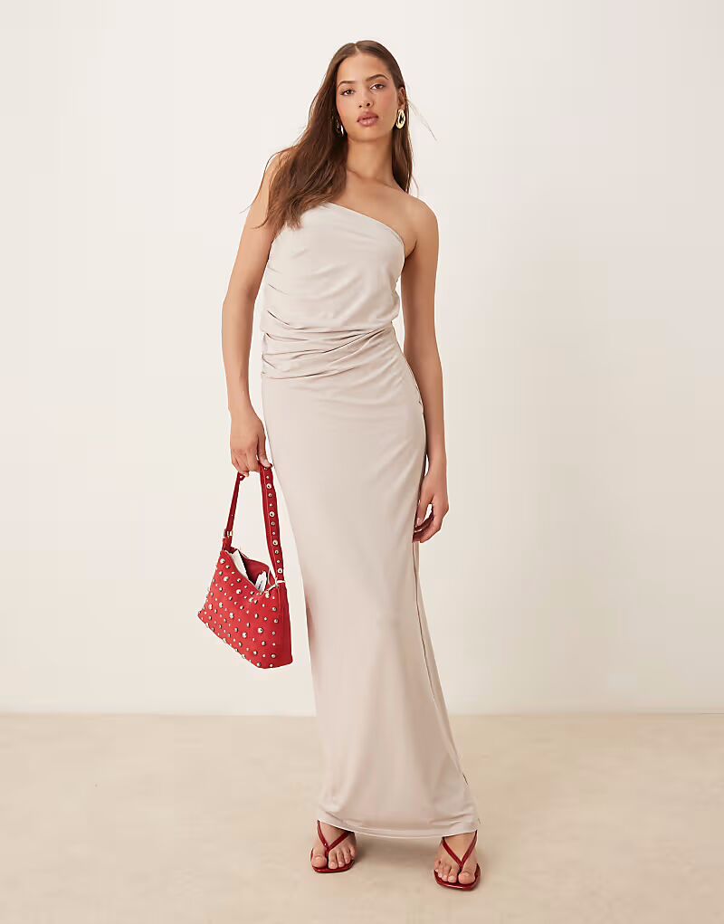 Платье-бандо макси SNDYS со сборками по бокам в каменном цвете
Платье-бандо макси SNDYS со сборками по бокам в каменном цвете
