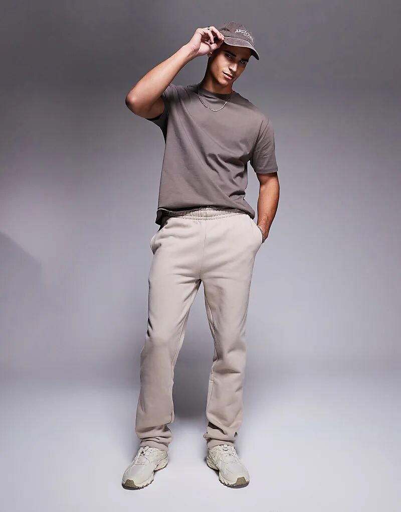 Премиальные плотные прямые джоггеры плотностью 400 г/м² бежевого цвета ASOS DESIGN 
Премиальные плотные прямые джоггеры плотностью 400 г/м² бежевого цвета ASOS DESIGN