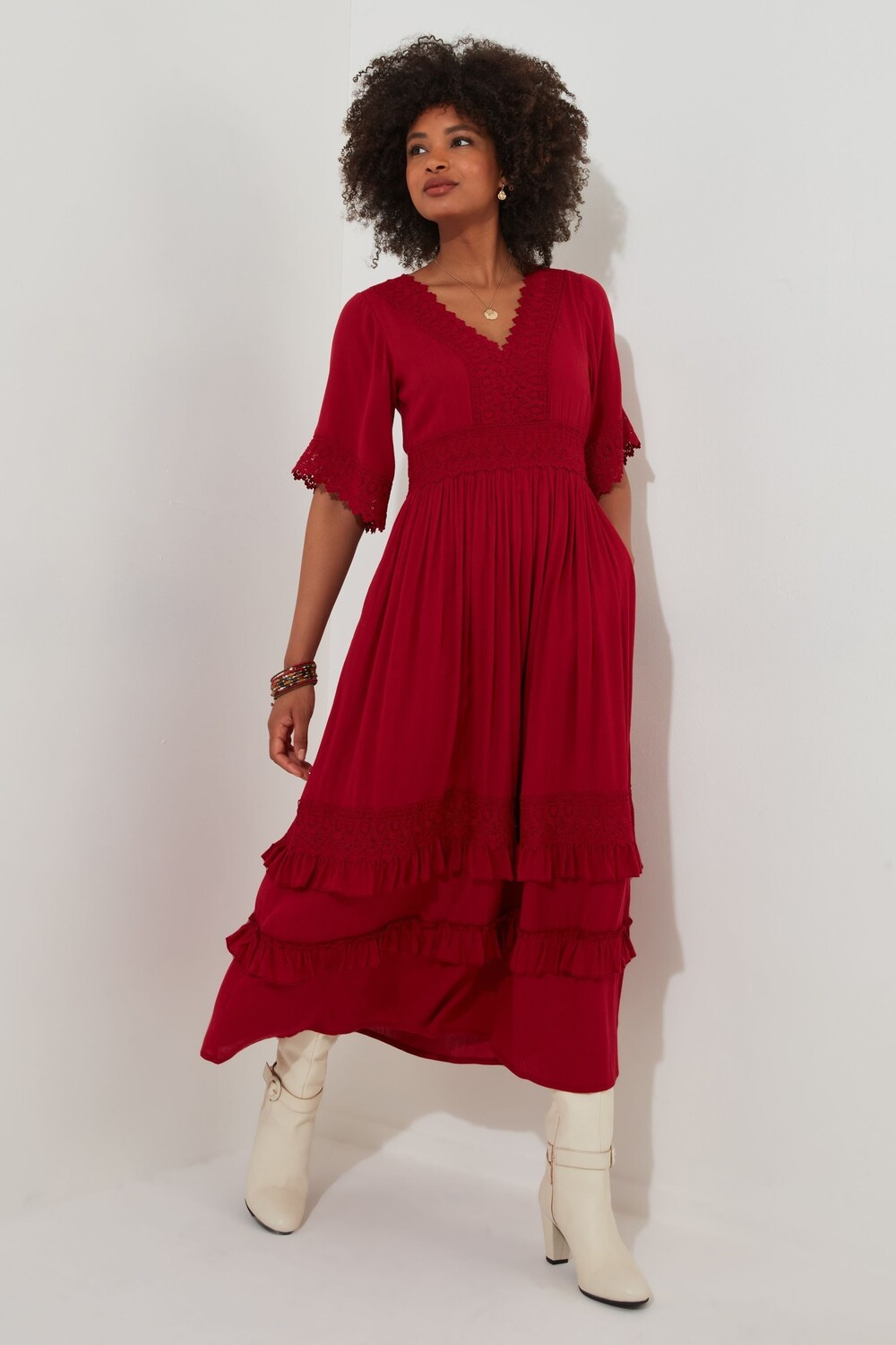 Очаровательное платье в стиле бохо с асимметричным подолом и кружевом Joe Browns, красный
Очаровательное платье в стиле бохо с асимметричным подолом и кружевом Joe Browns, красный