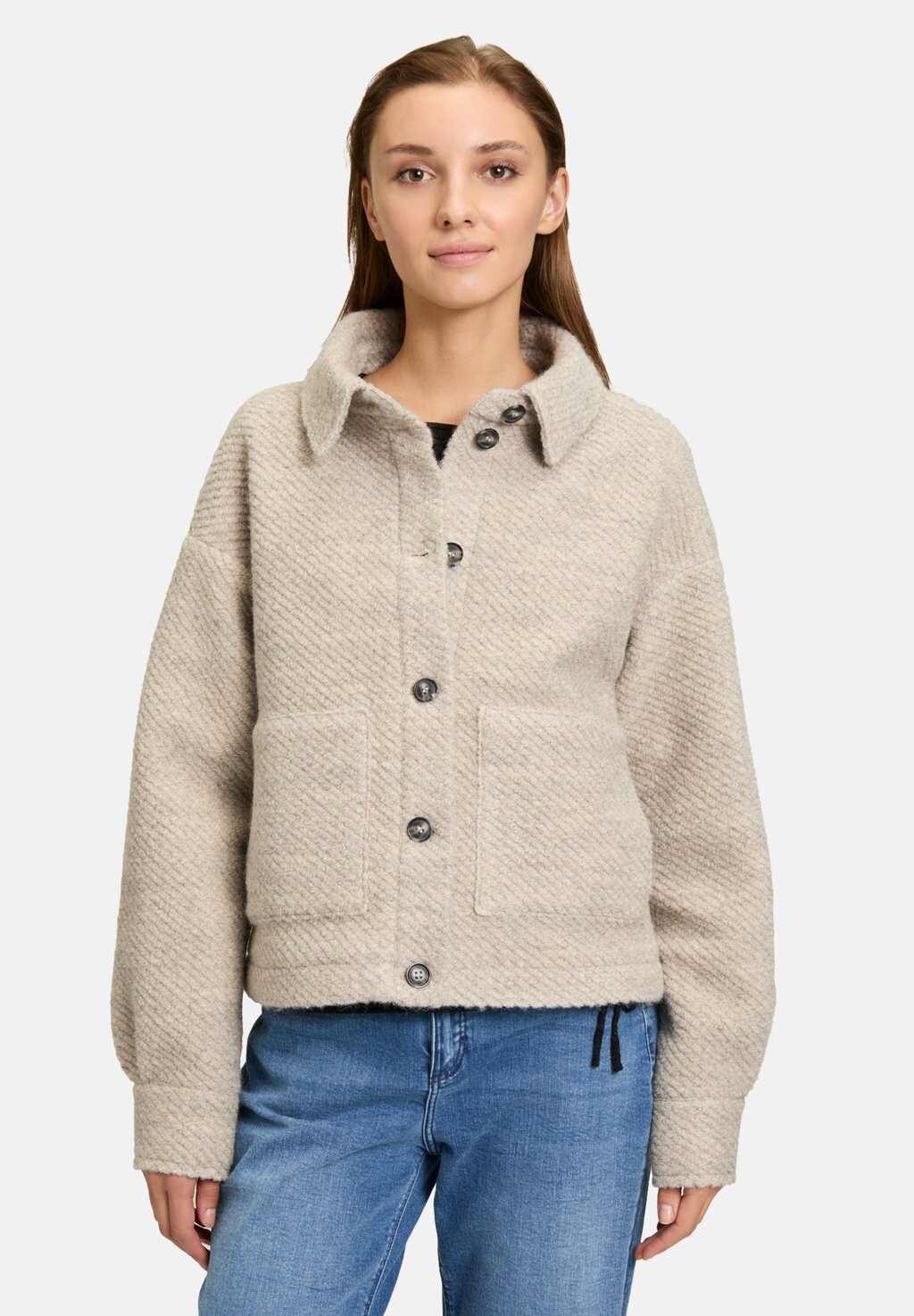 Летняя куртка MIT AUFGESETZTEN TASCHEN Cartoon, бежевый
Летняя куртка MIT AUFGESETZTEN TASCHEN Cartoon, бежевый