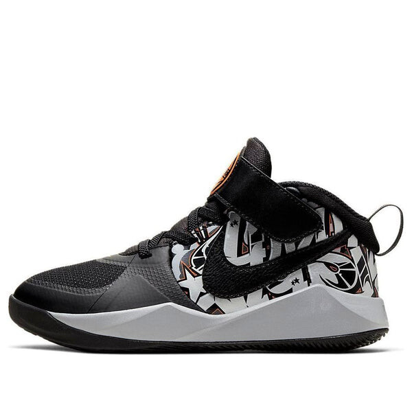 Команда кроссовок hustle d Nike, черный
Команда кроссовок hustle d Nike, черный