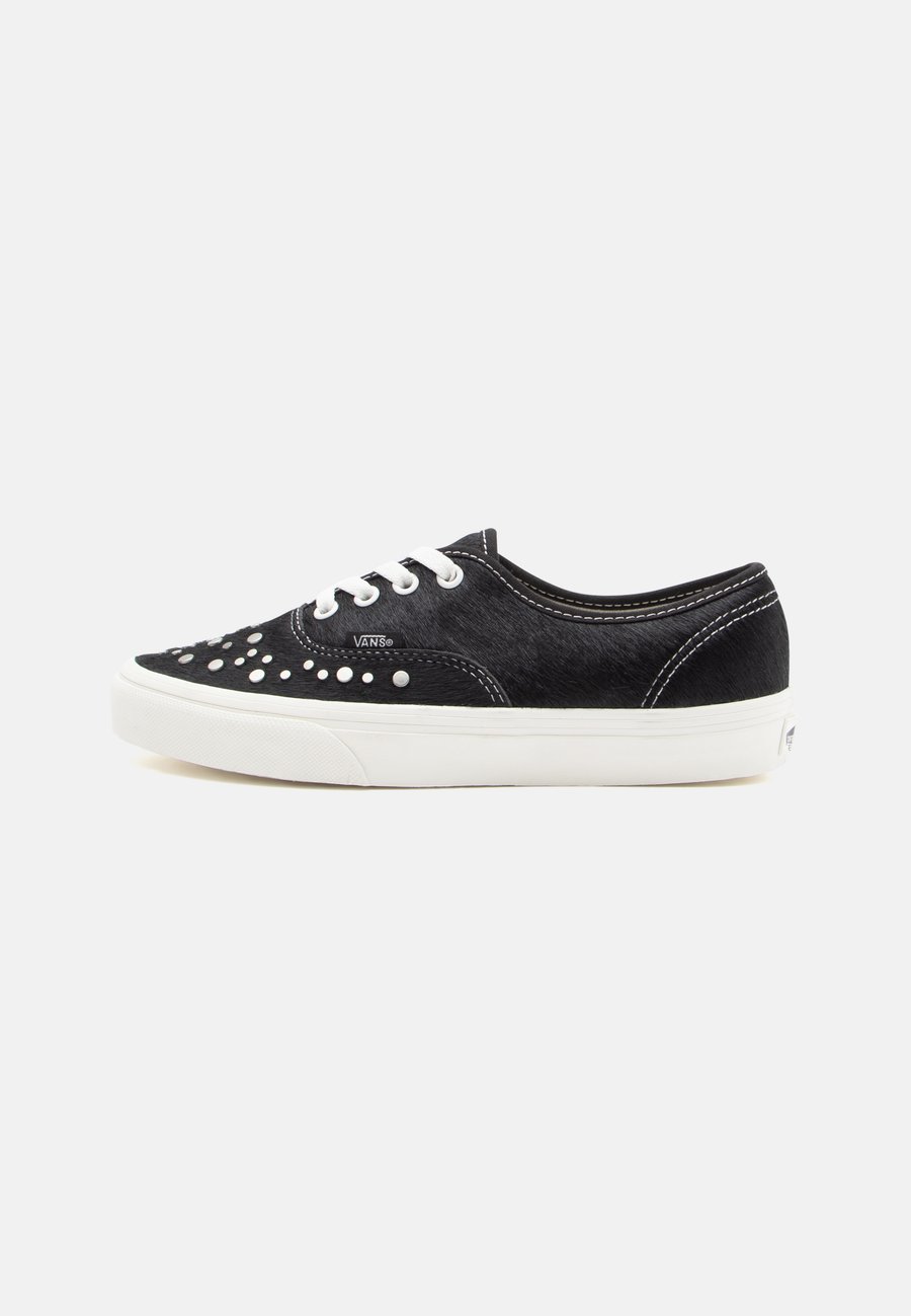 Кроссовки Vans AUTHENTIC UNISEX, Black/Marshmallow/Black
Кроссовки Vans AUTHENTIC UNISEX, Black/Marshmallow/Black