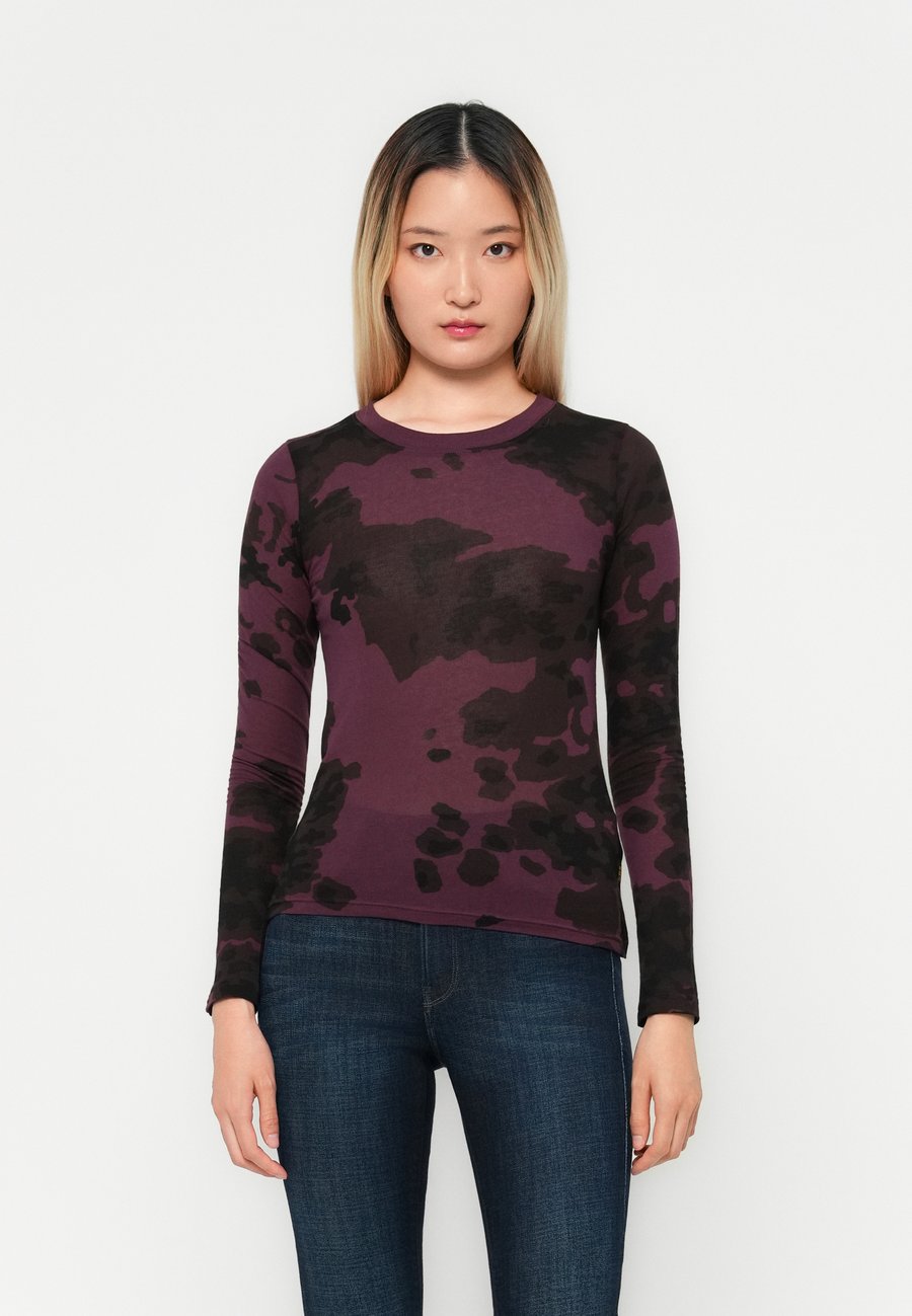 Топ G-STAR Long sleeved top, Maroon Forest Camo/Dark Red
Топ G-STAR Long sleeved top, Maroon Forest Camo/Dark Red