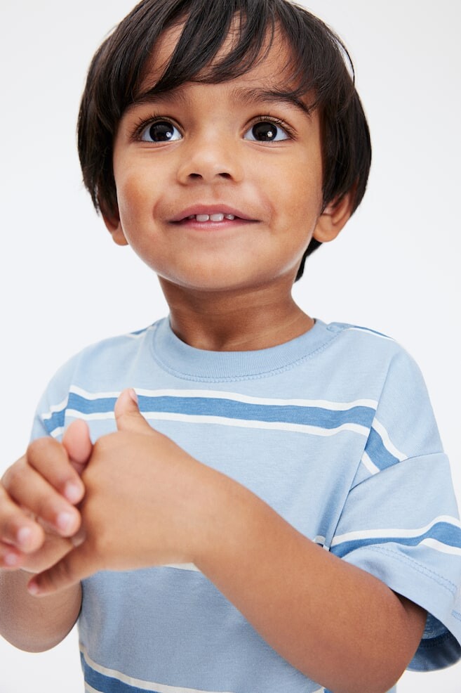 Хлопковая футболка с принтом H&M, мультиколор
Хлопковая футболка с принтом H&M, мультиколор