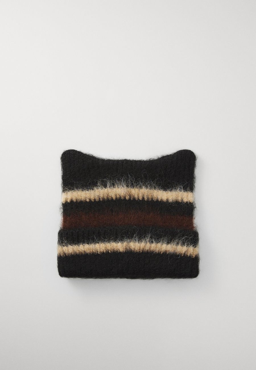 Шапка YOURTURN UNISEX, Black/Brown/Khaki/Black
Шапка YOURTURN UNISEX, Black/Brown/Khaki/Black