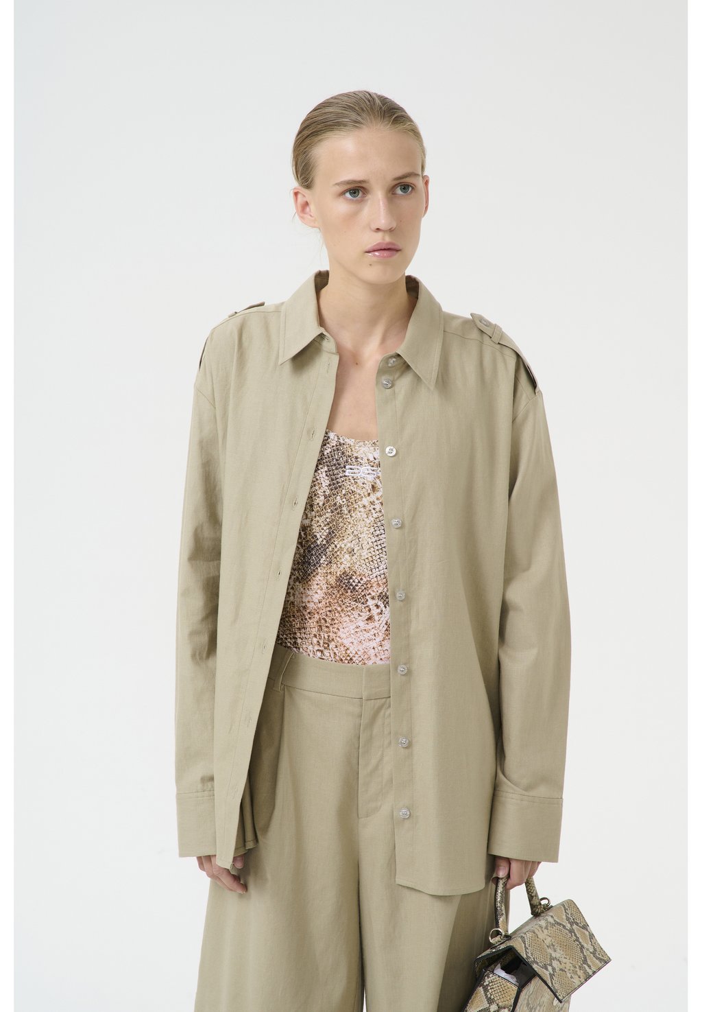 Короткое пальто Gestuz, коричневый
Короткое пальто Gestuz, коричневый