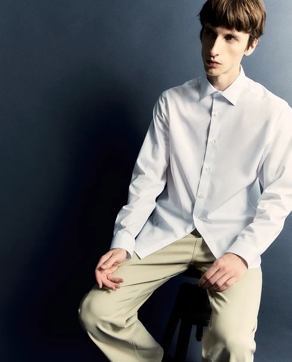 Рубашка поплин приталенная Sfera, белый
Рубашка поплин приталенная Sfera, белый