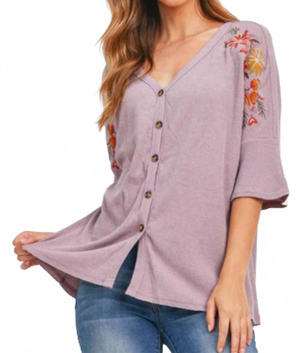 Фиолетовая блузка с коротким рукавом и цветочным принтом на пуговицах Mittoshop
Фиолетовая блузка с коротким рукавом и цветочным принтом на пуговицах Mittoshop