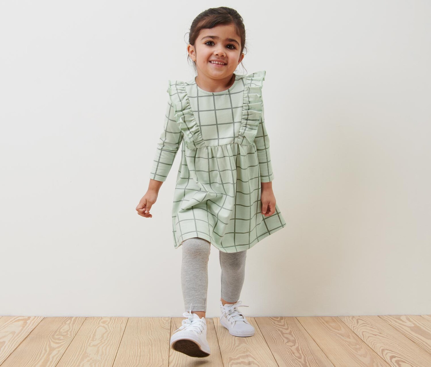 Спортивное платье для малышей Tchibo
Спортивное платье для малышей Tchibo