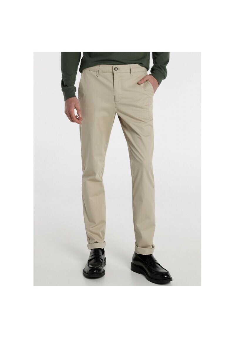 Чиносы BOXER MEDIUM BENDORFF, коричневый
Чиносы BOXER MEDIUM BENDORFF, коричневый