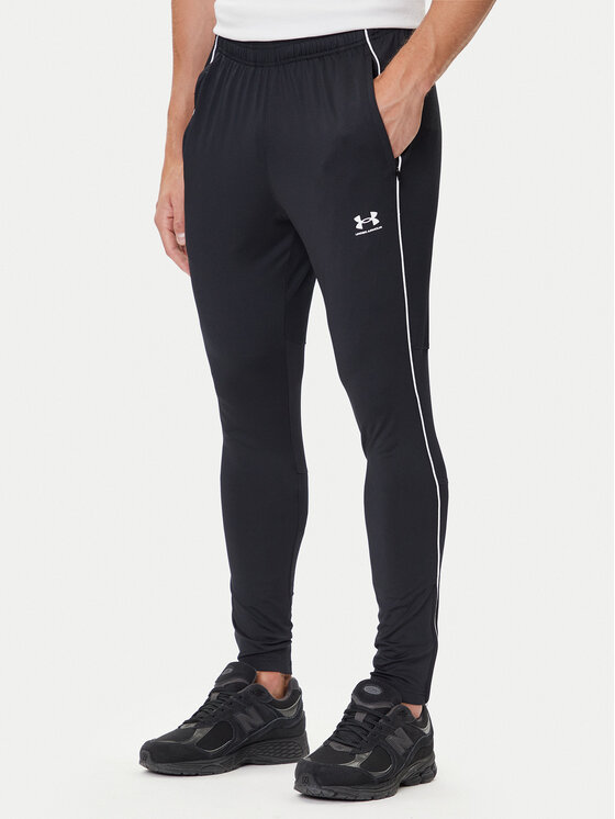 Спортивные брюки slim fit Challenger Training 6004044 Under Armour, черный
Спортивные брюки slim fit Challenger Training 6004044 Under Armour, черный