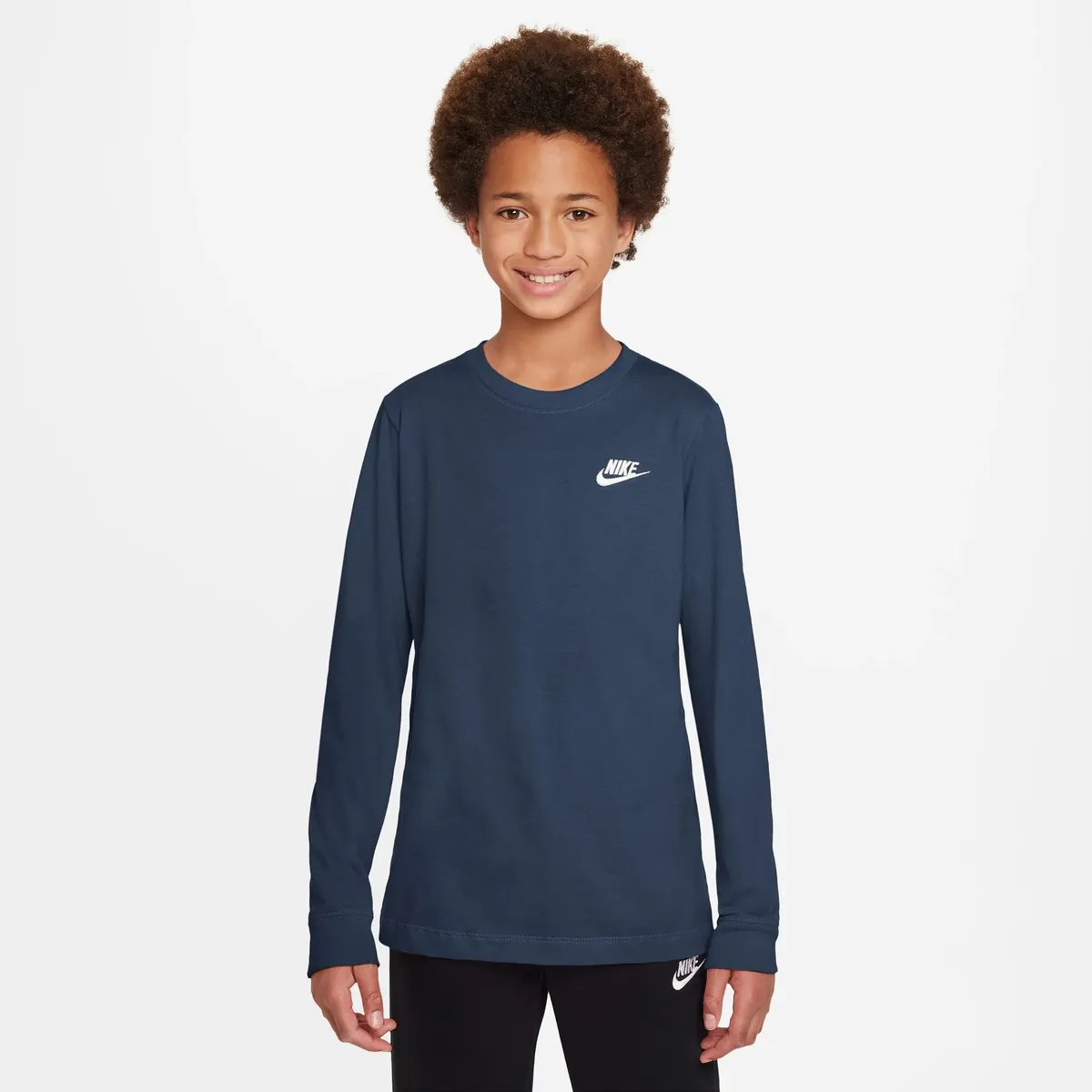 Рубашка с длинными рукавами Nike Sportswear "ФУТБОЛКА С ДЛИННЫМ РУКАВОМ ДЛЯ БОЛЬШИХ ДЕТЕЙ", белый
Рубашка с длинными рукавами Nike Sportswear "ФУТБОЛКА С ДЛИННЫМ РУКАВОМ ДЛЯ БОЛЬШИХ ДЕТЕЙ", белый