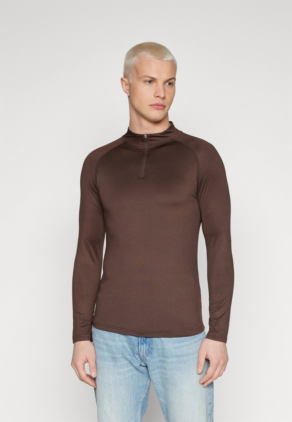 Футболка с длинным рукавом MUSCLE FIT LONG SLEEVE With ZIP UNISEX YOURTURN, коричневый
Футболка с длинным рукавом MUSCLE FIT LONG SLEEVE With ZIP UNISEX YOURTURN, коричневый