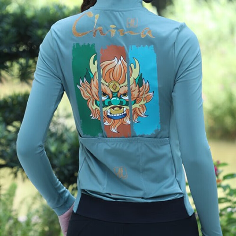 Велосипедное джерси женское Mountainpeak с длинными рукавами утепленное с принтом на спине S-4XL, голубой
Велосипедное джерси женское Mountainpeak с длинными рукавами утепленное с принтом на спине S-4XL, голубой