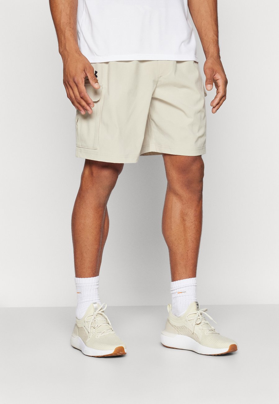 Спортивные шорты Under Armour UA VIBE, Khaki Base/Black/Khaki
Спортивные шорты Under Armour UA VIBE, Khaki Base/Black/Khaki
