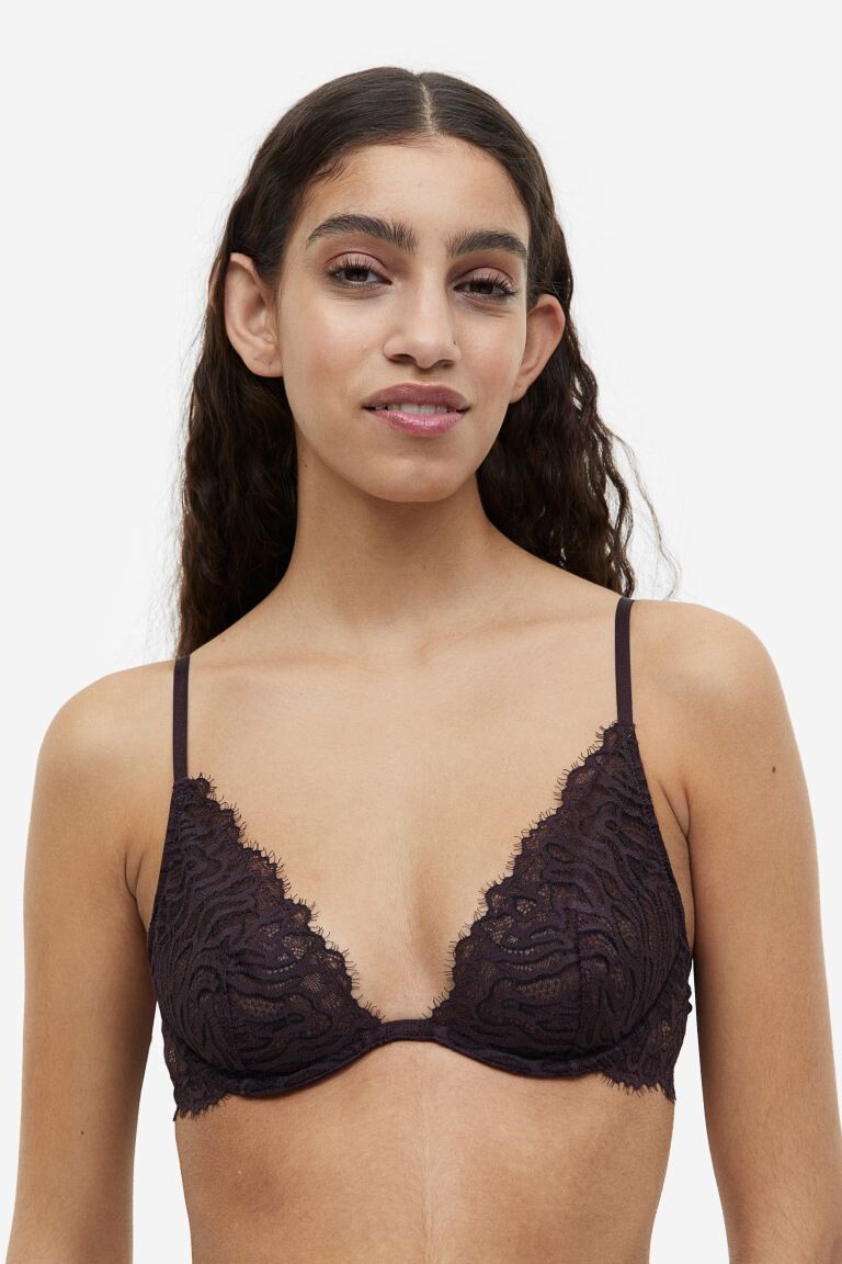 Кружевной бюстгальтер без подкладок на косточках H&M
Кружевной бюстгальтер без подкладок на косточках H&M