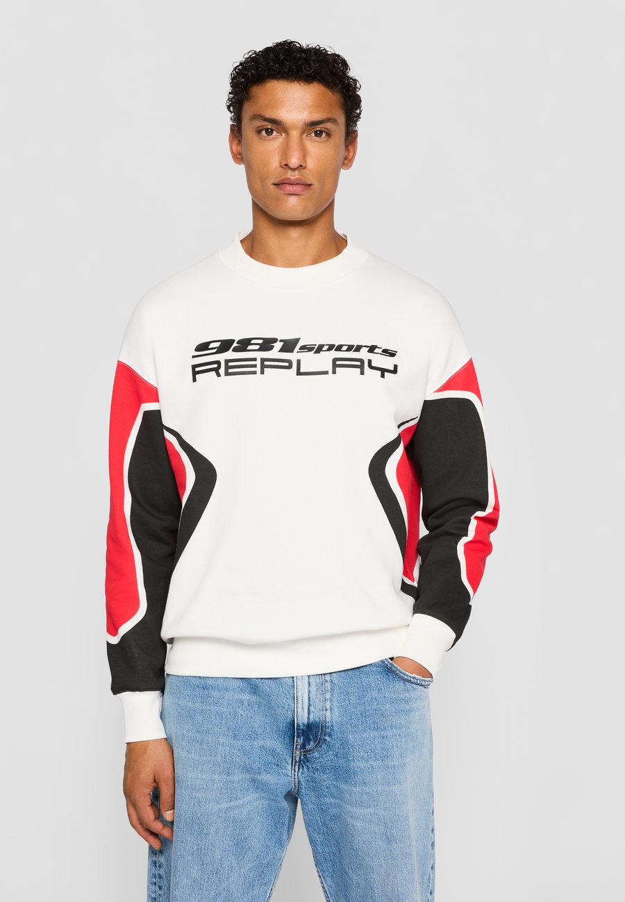 Толстовка Replay CREWNECK GRAPHIC, White/Red/Black/White
Толстовка Replay CREWNECK GRAPHIC, White/Red/Black/White