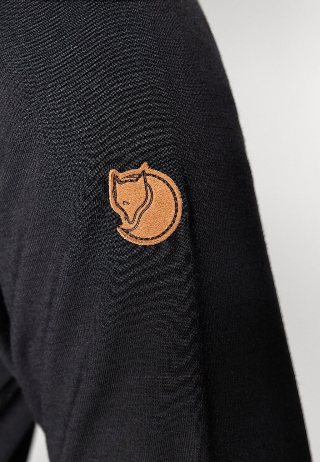 Флисовая куртка KEB FLEECE HOODIE W Fjällräven, черный
Флисовая куртка KEB FLEECE HOODIE W Fjällräven, черный