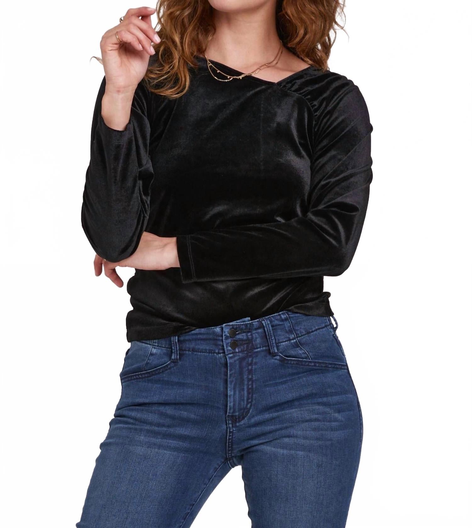 Бархатный топ Brielle в черном цвете Another Love
Бархатный топ Brielle в черном цвете Another Love