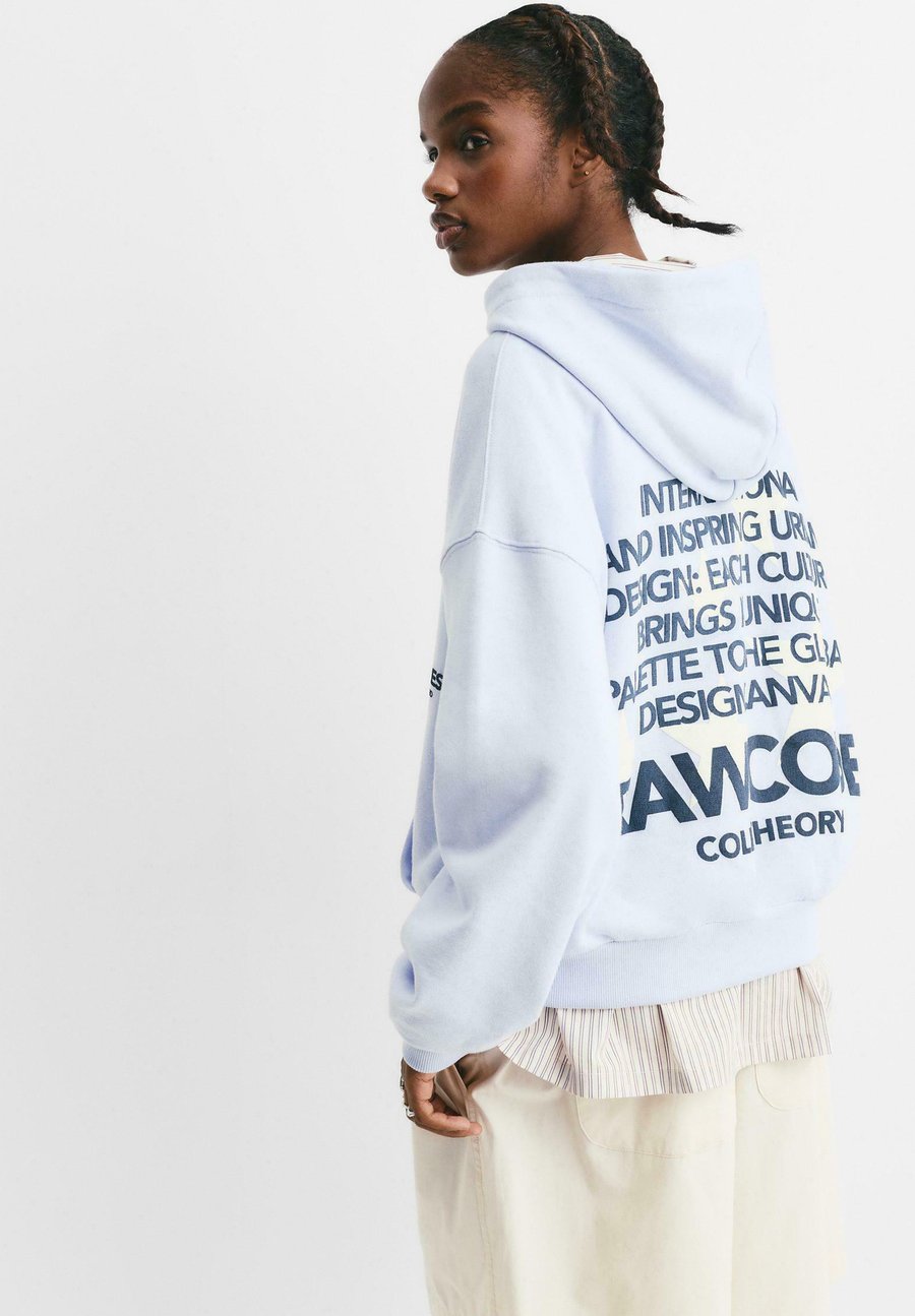 Толстовка PULL&BEAR Sweatshirt, Light Blue
Толстовка PULL&BEAR Sweatshirt, Light Blue