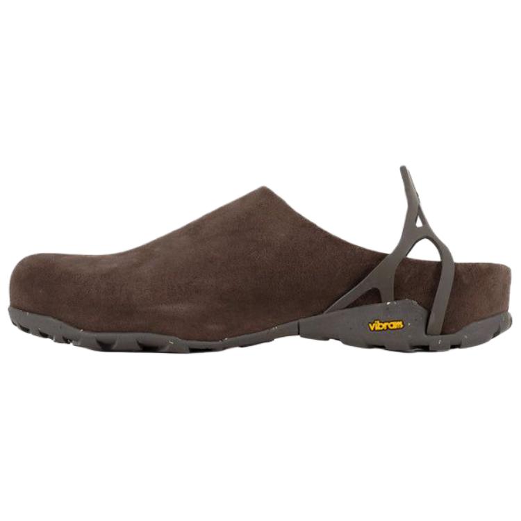 Замшевые мюли Fedaia с ремешком на спине ROA, Brown
Замшевые мюли Fedaia с ремешком на спине ROA, Brown