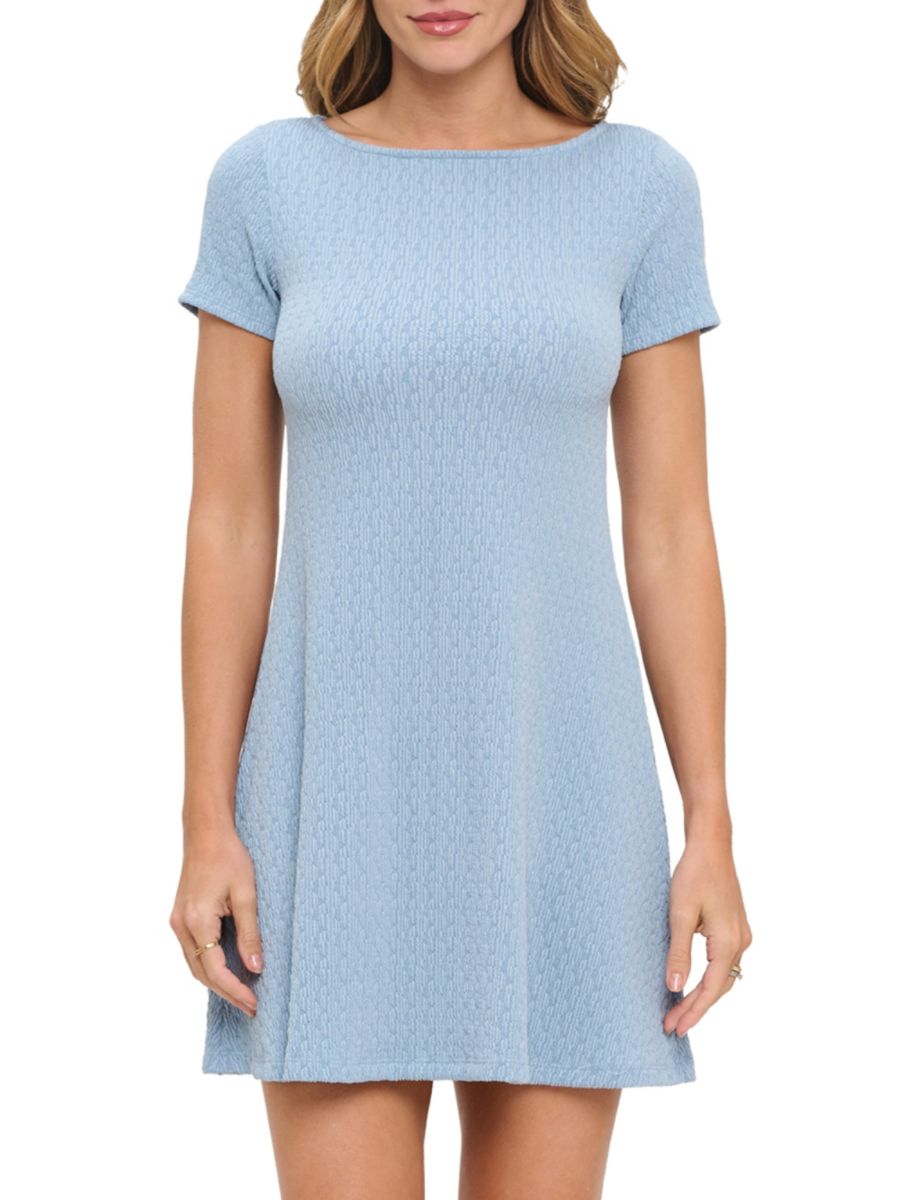 Мини-платье с короткими рукавами и текстурированной отделкой Renee C., синий
Мини-платье с короткими рукавами и текстурированной отделкой Renee C., синий