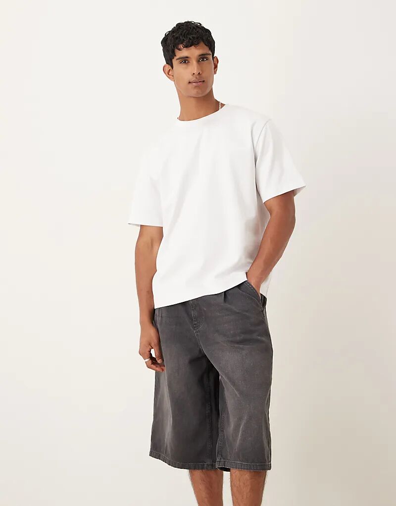 Удлиненный джинсовый жакет ASOS DESIGN черного цвета со складками
Удлиненный джинсовый жакет ASOS DESIGN черного цвета со складками