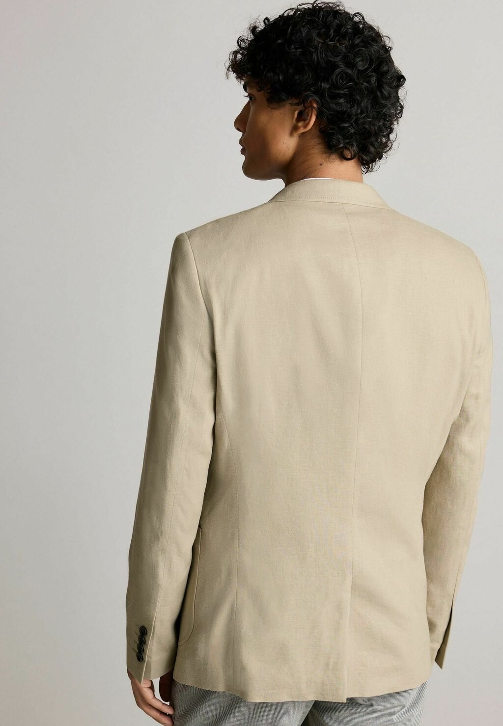 Пиджак-блейзер REGULAR FIT Next, бежевый
Пиджак-блейзер REGULAR FIT Next, бежевый