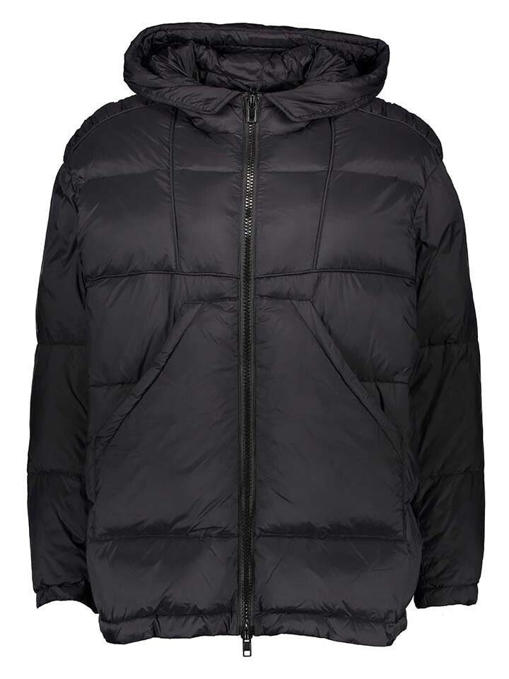 Пуховик CANADIAN Winterjjacke Greenwood, черный 
Пуховик CANADIAN Winterjjacke Greenwood, черный