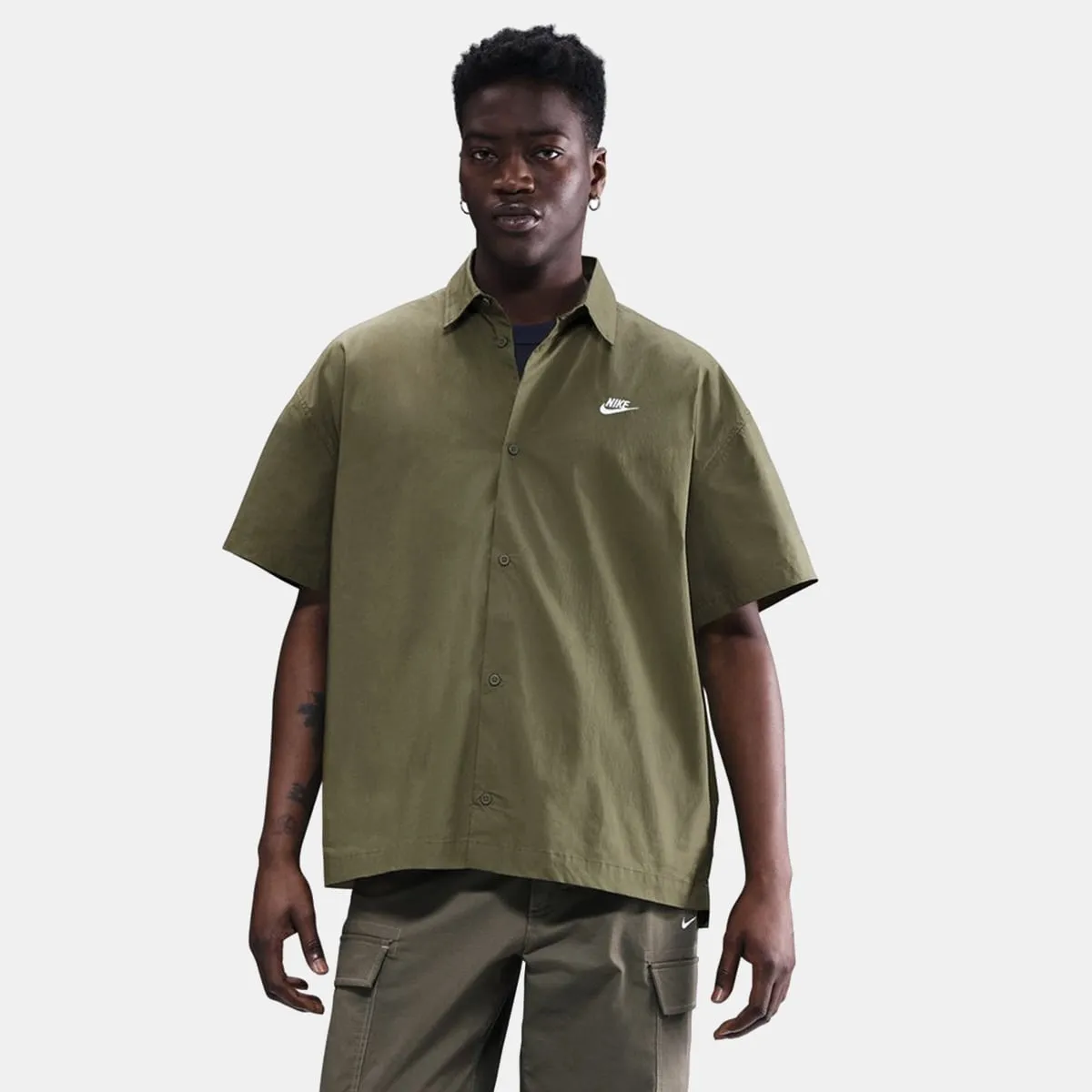 Мужская футболка клуба Nike, оливковый зеленый
Мужская футболка клуба Nike, оливковый зеленый