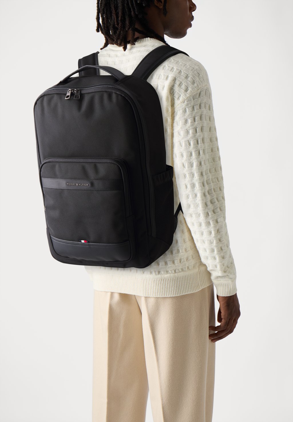 Рюкзак TRAVEL BACKPACK Tommy Hilfiger, черный 
Рюкзак TRAVEL BACKPACK Tommy Hilfiger, черный