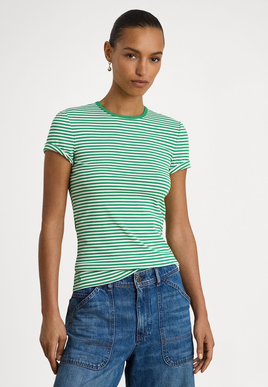Футболка Lauren Ralph Lauren STRIPED STRETCH COTTON CREWNECK TEE, Stem/White/White, Белый, Футболка Lauren Ralph Lauren STRIPED STRETCH COTTON CREWNECK TEE, Stem/White/White
Футболка Lauren Ralph Lauren STRIPED STRETCH COTTON CREWNECK TEE, Stem/White/White, Белый, Футболка Lauren Ralph Lauren STRIPED STRETCH COTTON CREWNECK TEE, Stem/White/White