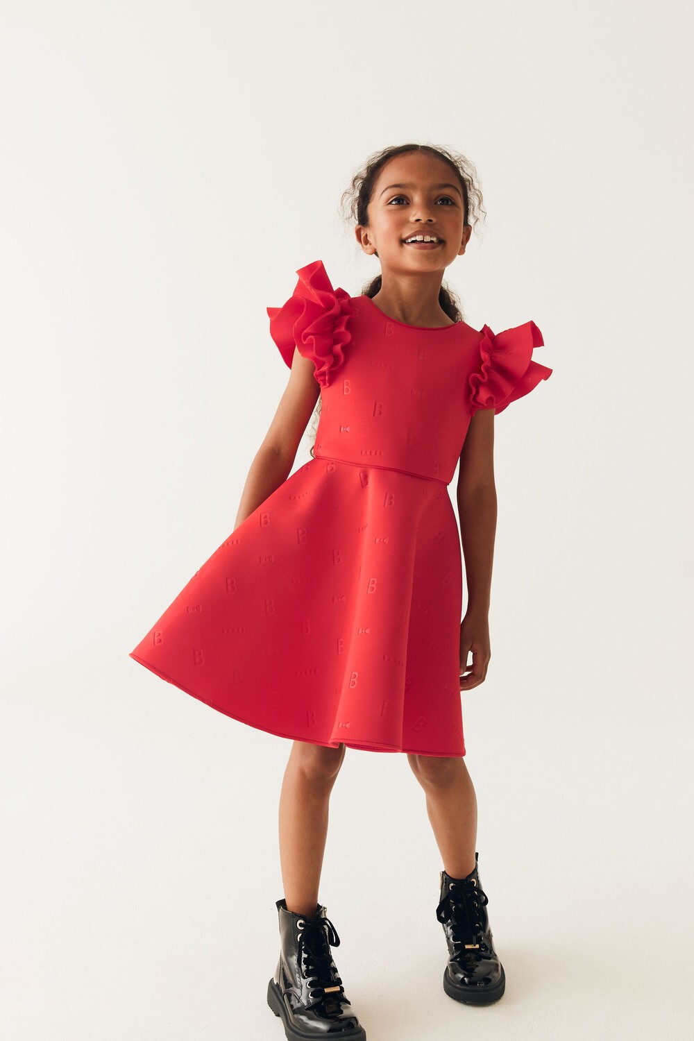 Красное платье с аквалангом с рельефными рюшами Baker by Ted Baker, красный
Красное платье с аквалангом с рельефными рюшами Baker by Ted Baker, красный