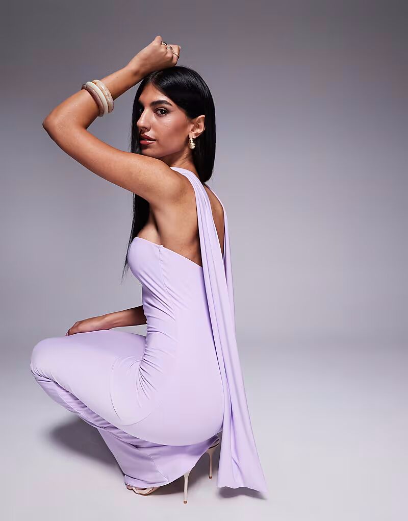 Платье макси Fashionkilla с двойной скульптурной отделкой и обтягивающим шарфом сиреневого цвета
Платье макси Fashionkilla с двойной скульптурной отделкой и обтягивающим шарфом сиреневого цвета