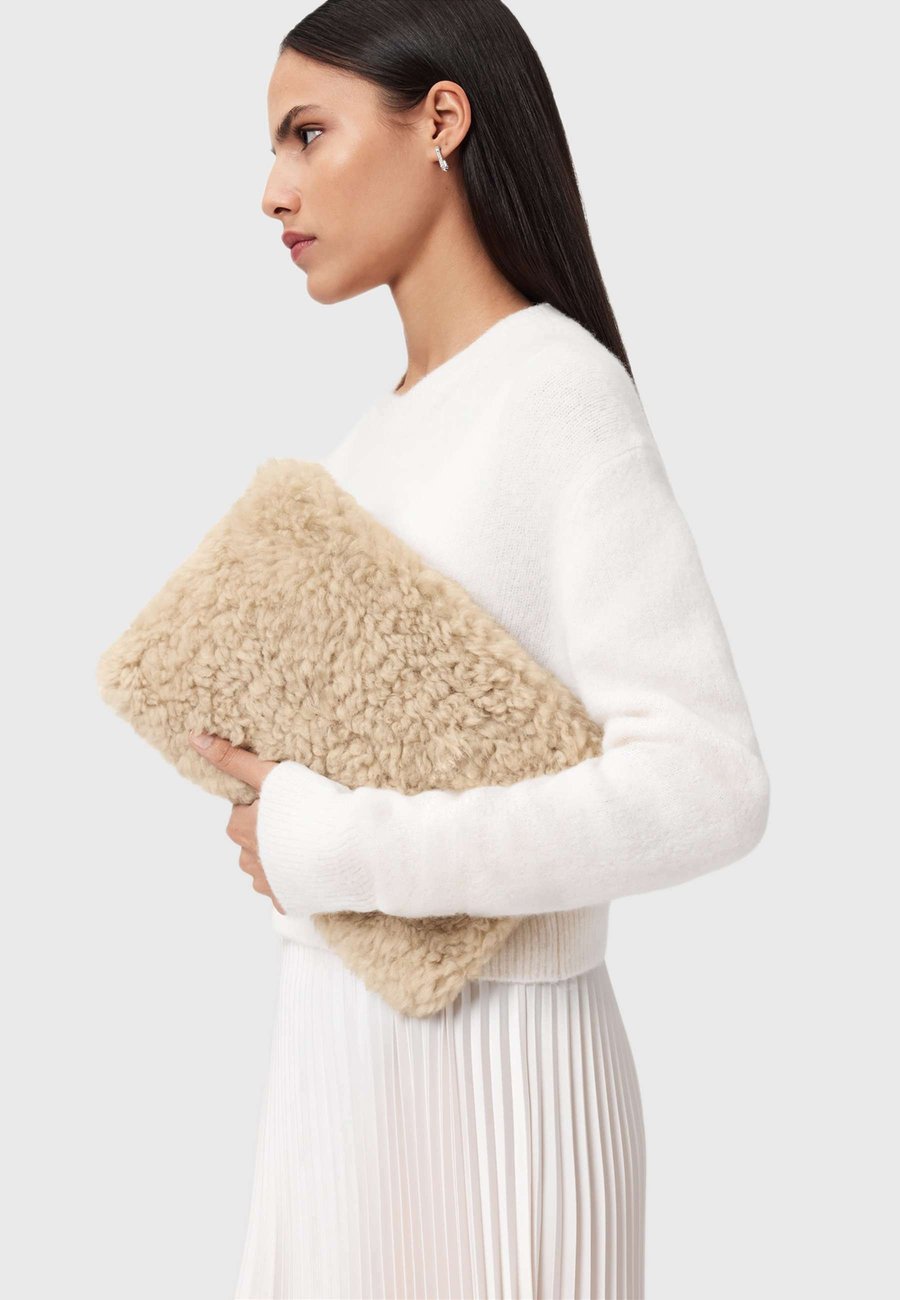 Клатч AllSaints BETTINA, Natural/Off-White
Клатч AllSaints BETTINA, Natural/Off-White