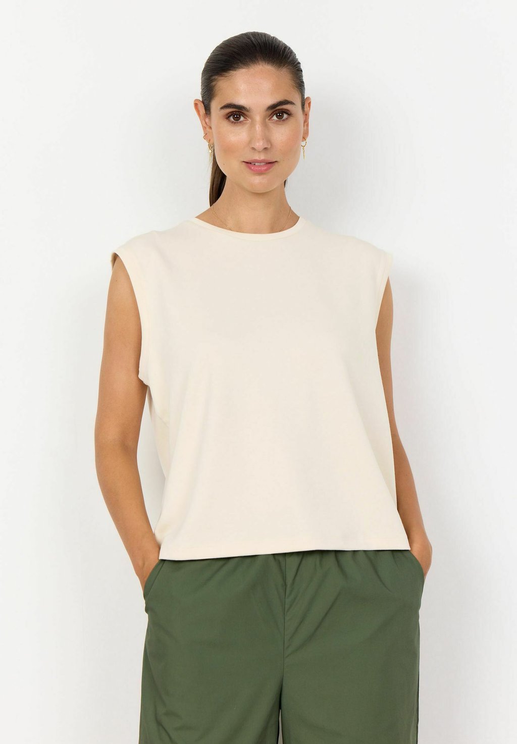 Базовая футболка SC-BANU 229 Soyaconcept, бежевый
Базовая футболка SC-BANU 229 Soyaconcept, бежевый