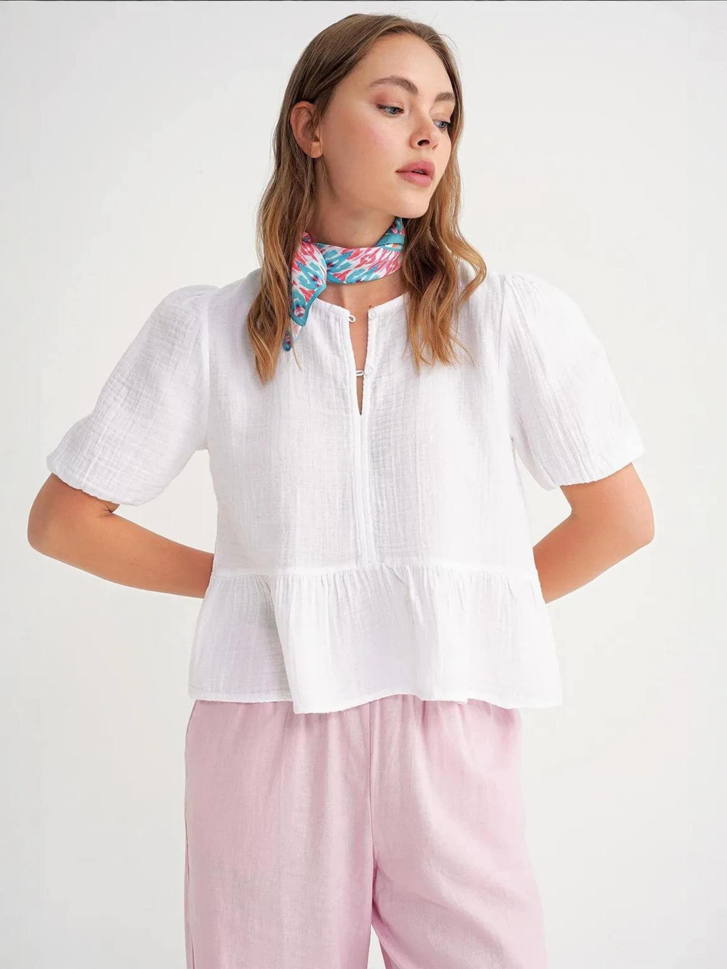 MixRay Блузка в белом цвете
MixRay Блузка в белом цвете