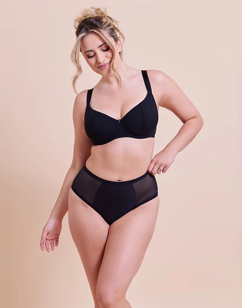 Curvy Kate Cool, многофункциональный балконетный бюстгальтер с глубокими вырезами, черный цвет
Curvy Kate Cool, многофункциональный балконетный бюстгальтер с глубокими вырезами, черный цвет