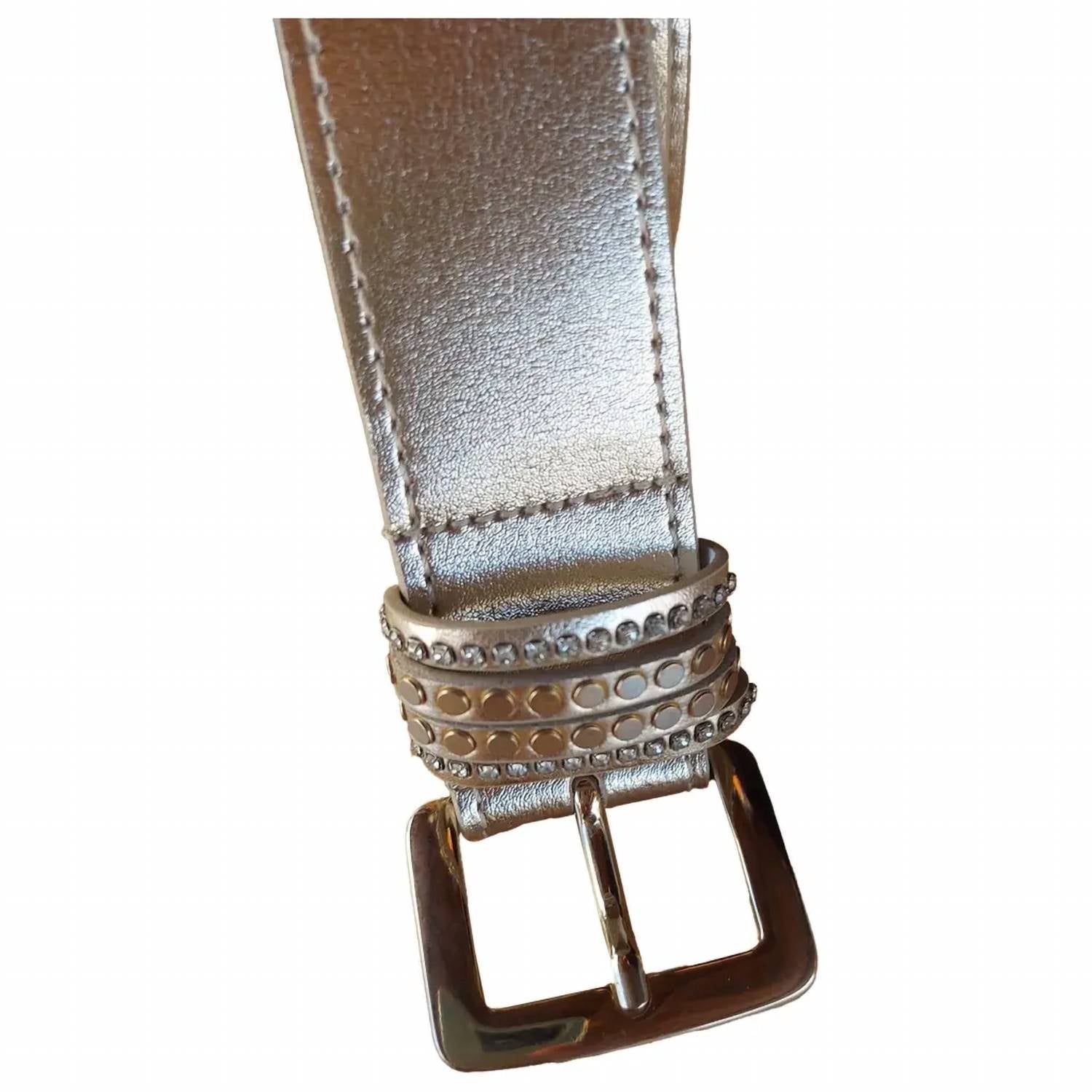 Женский узкий кожаный ремень с золотыми звеньями серого цвета Berge 
Женский узкий кожаный ремень с золотыми звеньями серого цвета Berge