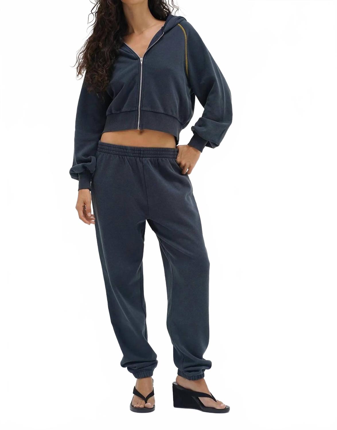 Брюки-джоггеры Aspyn цвета Stone Wash Navy Lna, Stone Wash Navy
Брюки-джоггеры Aspyn цвета Stone Wash Navy Lna, Stone Wash Navy