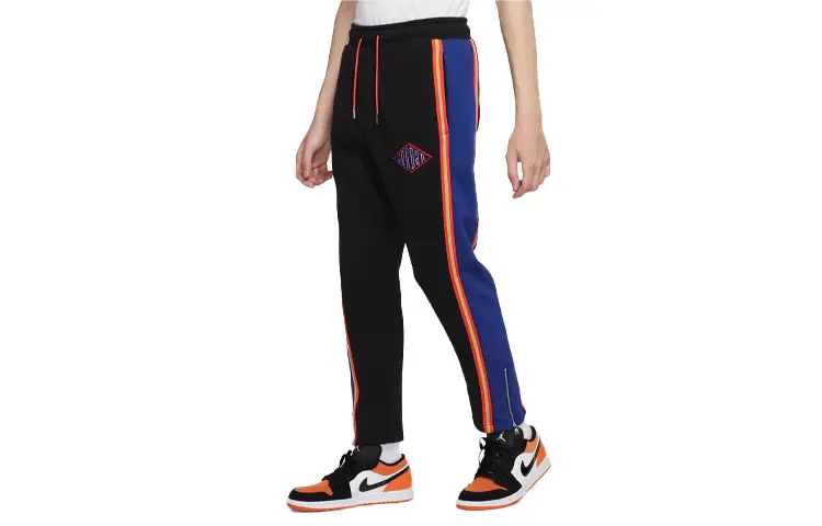 Мужские повседневные брюки Jordan, цвет Black
Мужские повседневные брюки Jordan, цвет Black